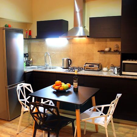 Yango Apartment Tbilisi Bagian luar foto